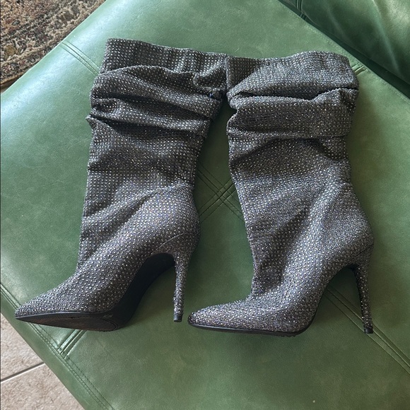 Jessica Simpson Silver Heeled Boots - Picture 1 of 5